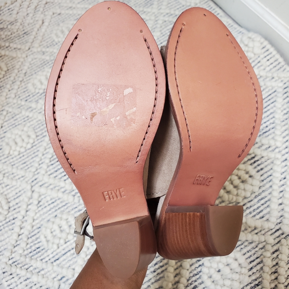 NEW Frye Courtney Sling Suede Peep Toe Bootie Shoes Country Boho Ash Size 6.5 - Picture 9 of 13